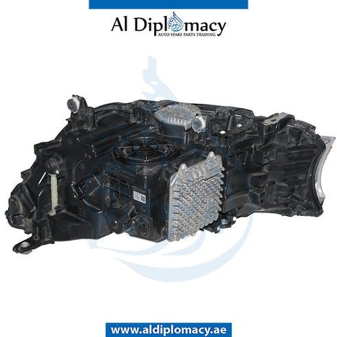 Right Headlight, ADAPTIVE Led, COMPLETE for BMW 7 Series G11 (2015) models, Part Number UN-63117408712-CO