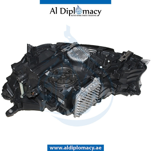 Right Headlight, ADAPTIVE Led, COMPLETE for BMW 7 Series G11 (2015) models, Part Number UN-63117408716-CO