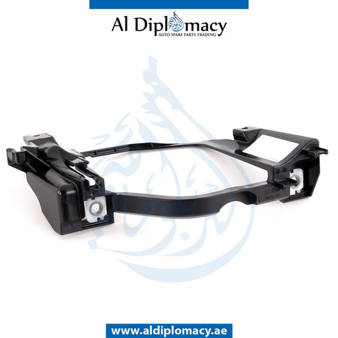 Right HEADLIGHT BRACKET for BMW 5 Series E60 (2004-2010) models, Part Number UN-63126936090