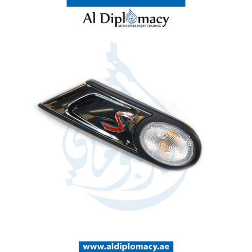 Left TURN SIGNAL LAMP for Mini Cooper Mini Clubman R55 (2007-2010) models, Part Number UN-63132751969