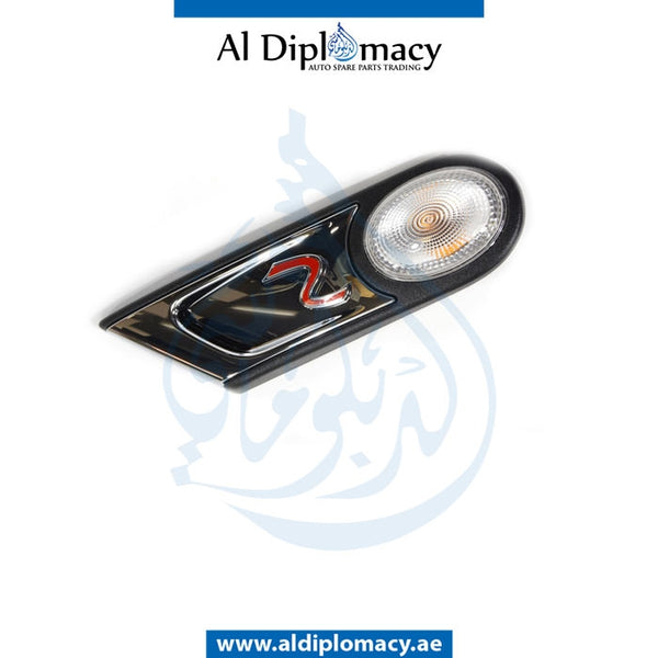Right TURN SIGNAL LAMP for Mini Cooper Mini Clubman R55 (2007-2010) models, Part Number UN-63132751970