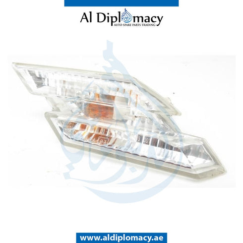 Left TURN SIGNAL LAMP for BMW 6 Series E63 (2003-2010) models, Part Number UN-63136911867