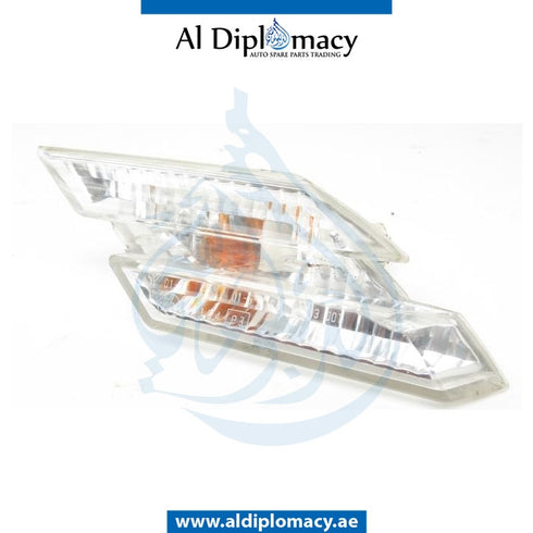 Left TURN SIGNAL LAMP for BMW 6 Series E63 (2003-2010) models, Part Number UN-63137165809