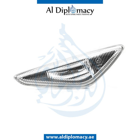 Right TURN SIGNAL LAMP for BMW X3 Series E70 (2006-2013) models, Part Number UN-63137171008