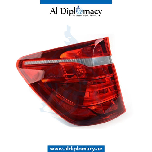 Left STOPLIGHT for BMW X3 Series F25 (2010-2017) models, Part Number UN-63217220241