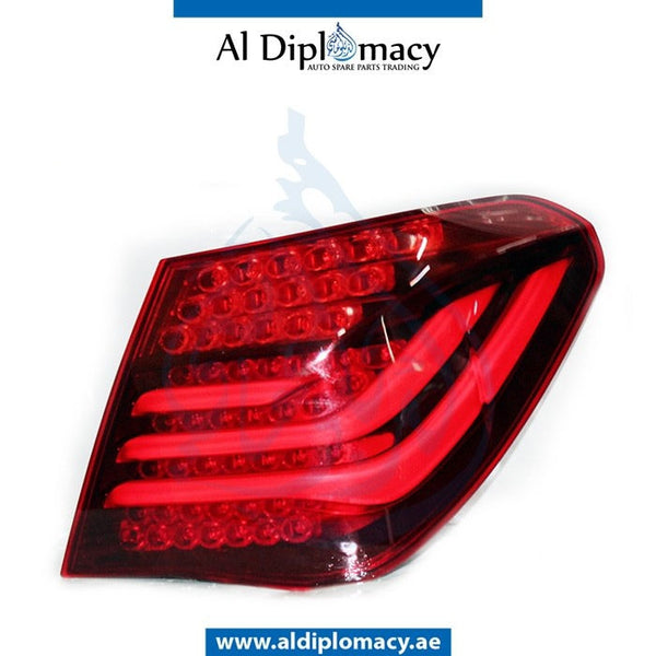 Right STOPLIGHT for BMW 7 Series F01 (2008-2015) models, Part Number UN-63217300268