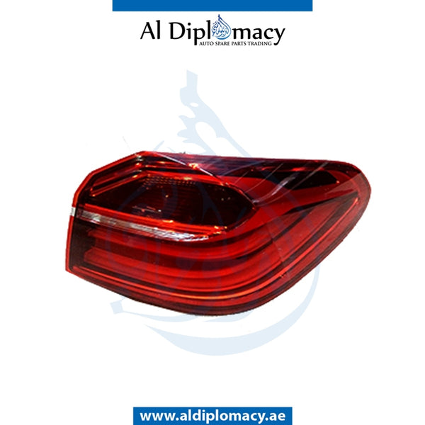 Right STOPLIGHT for BMW X4 Series F26 (2014-2018) models, Part Number UN-63217331280