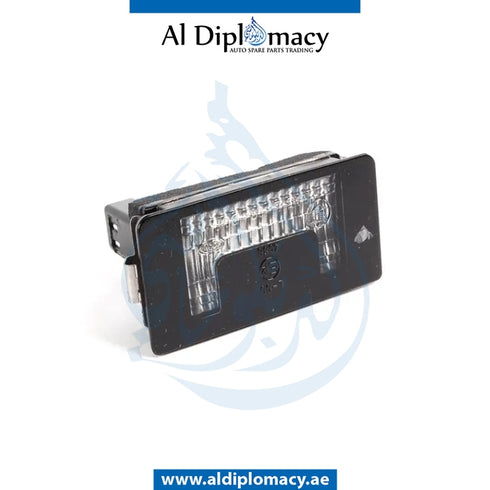 LICENSE PLATE NUMBER LAMP for BMW 7 Series E38 (1995-2001) models, Part Number UN-63268352424