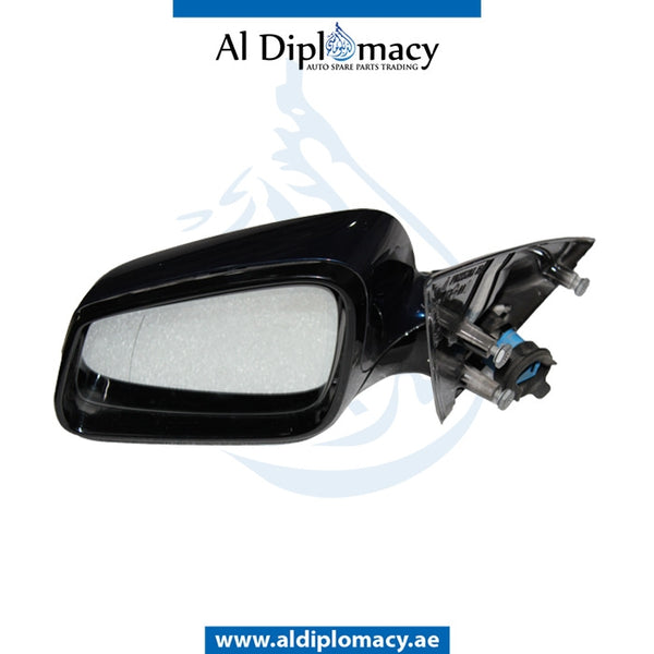 Left Mirror, WITH Camera, BLACK for BMW 5 Series F07 (2013-2017) models, Part Number UN-F07MIR-FL+CAM+3W-BL