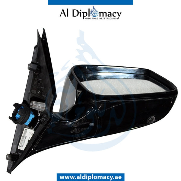 Right Mirror, WITH Camera, Silver, COMPLETE for BMW 5 Series F10 (2010-2016) models, Part Number UN-F10MIR-RH+CAM-CO-SL