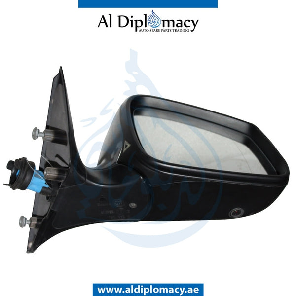 Right Mirror, WITH Camera, COMPLETE for BMW 6 Series F12 (2010-2015) models, Part Number UN-F12MIR-RH+CAM-CO-G2