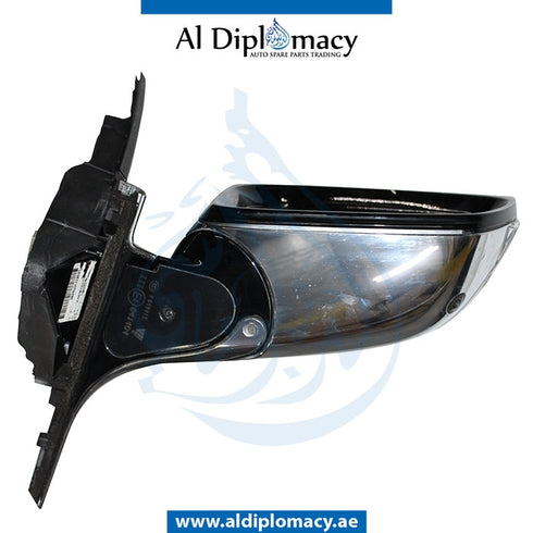 Right Mirror, WITH Camera, Black, COMPLETE for BMW 7 Series G11 (2015) models, Part Number UN-G11MIR-RH+CAM-CO-BK