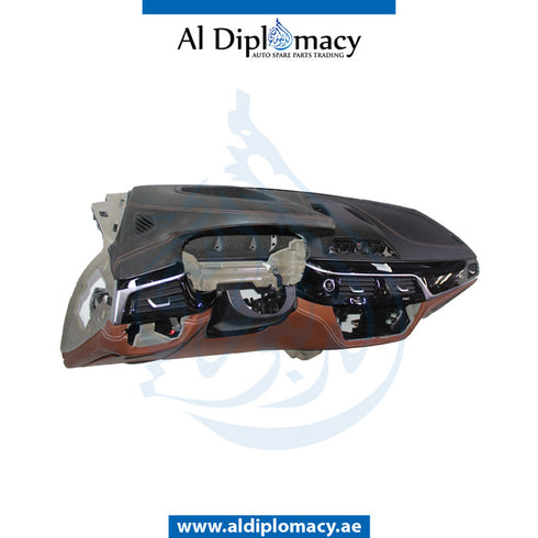 Dashboard, BLACK AND Brown, WITH HEAD UP Display, COMPLETE for BMW 5 Series G30 (2016-2020) models