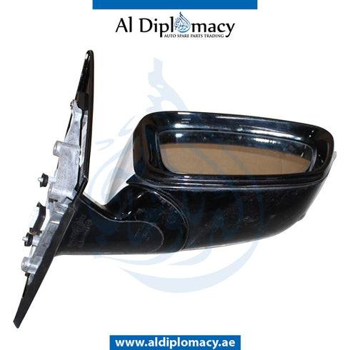 Right Mirror, WITH Camera, White, COMPLETE for BMW 6 Series G32 (2017-2020) models