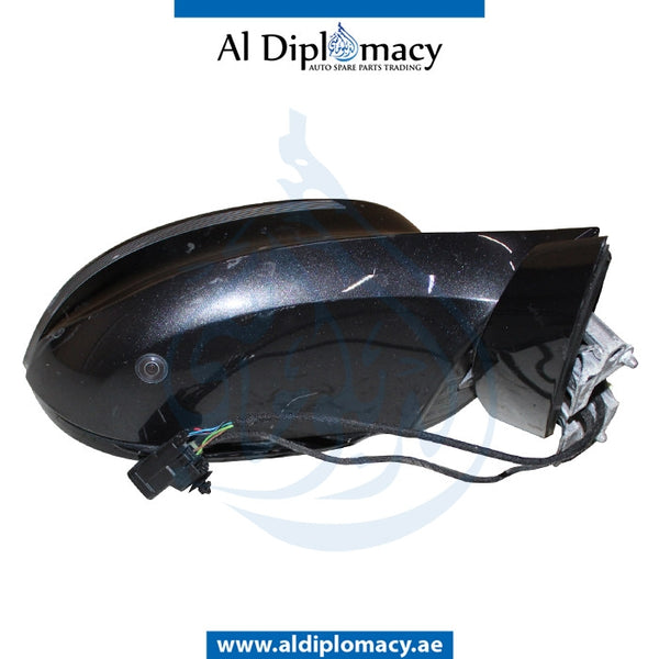 Right Mirror, WITH Camera, COMPLETE for BMW I8 models, Part Number UN-I8MIR-RH+CAM-CO-G2