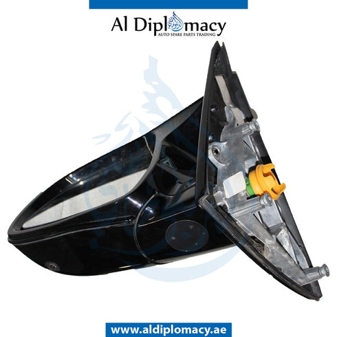 Left Mirror, WITH Camera, White, COMPLETE for BMW X6 Series F86 (2014-2019) models, Part Number UN-X6/F86MIR-LH+CAM-CO-WH