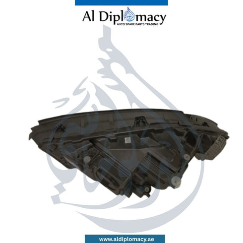 Mercedes-Benz GLA Class Headlight, Dynamic LED, Right Side, Complete - OEM Part Number 2479064805 Used